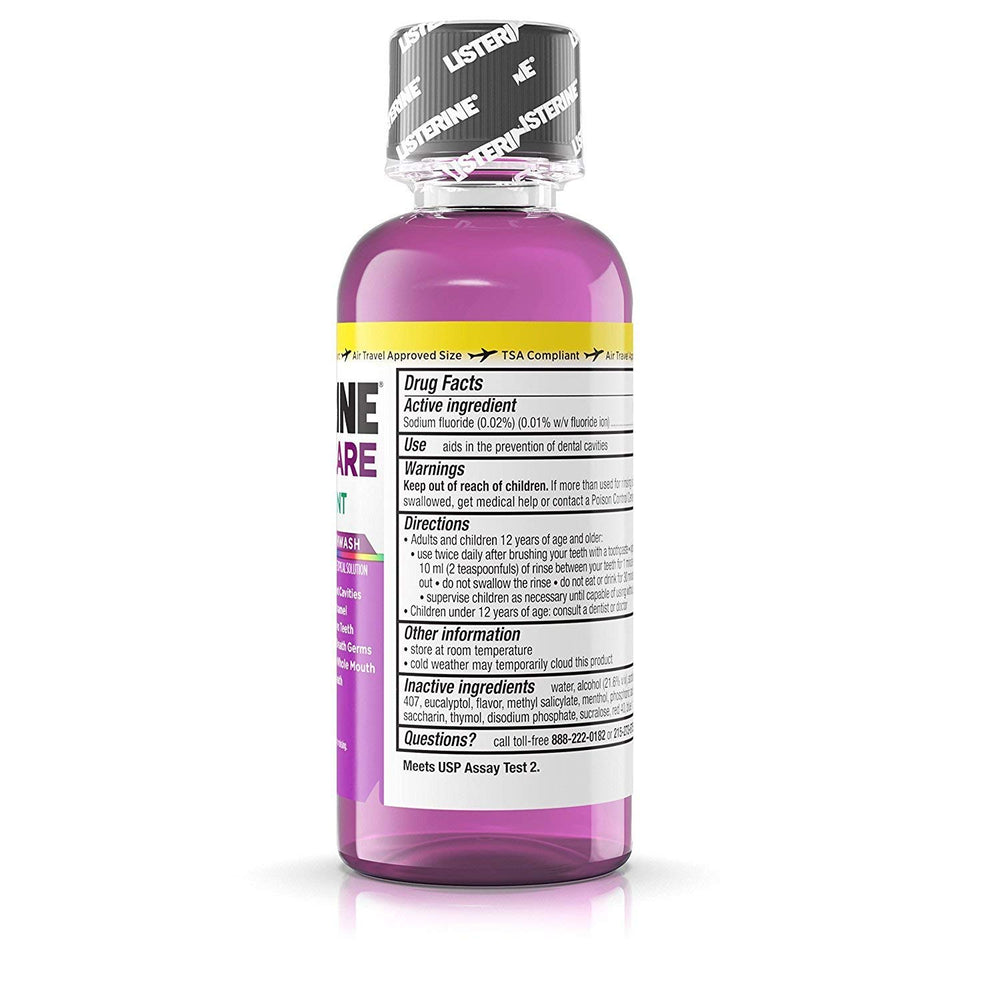 Listerine Total Care en neceser mostrando tamaño 95 ml, práctico para viajar y frescura