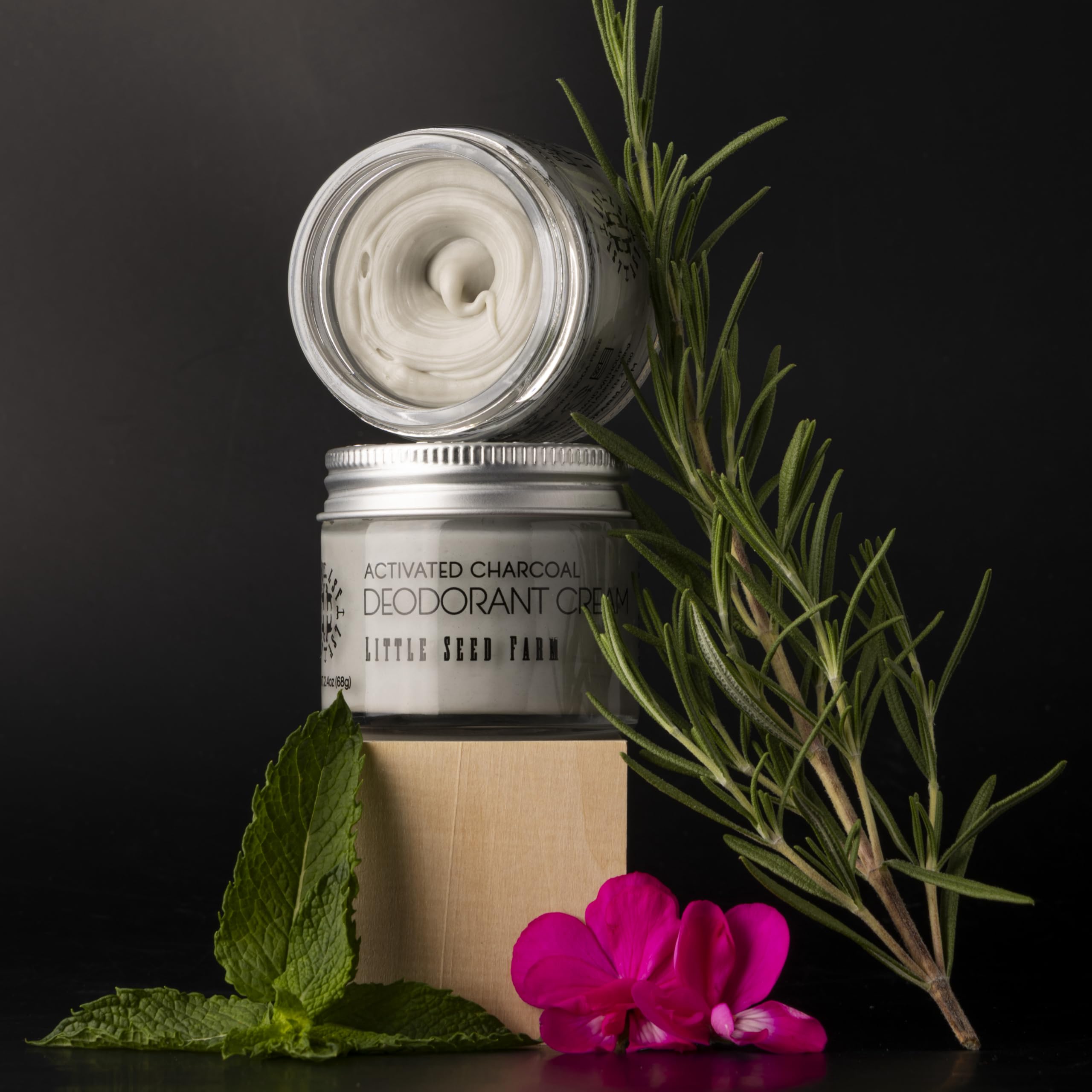 Little Seed Farm etiqueta con lista de ingredientes orgánicos y sin aluminio
