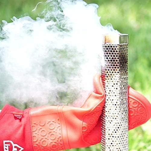 LIZZQ tubo siendo rellenado con pellets para sesiones de 5 horas
