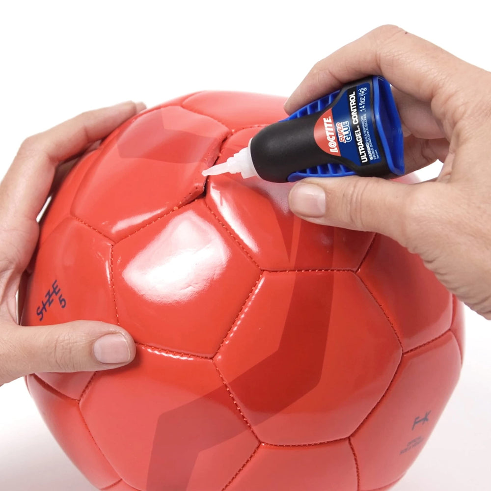 Loctite en un taller de bricolaje con herramientas para proyectos caseros