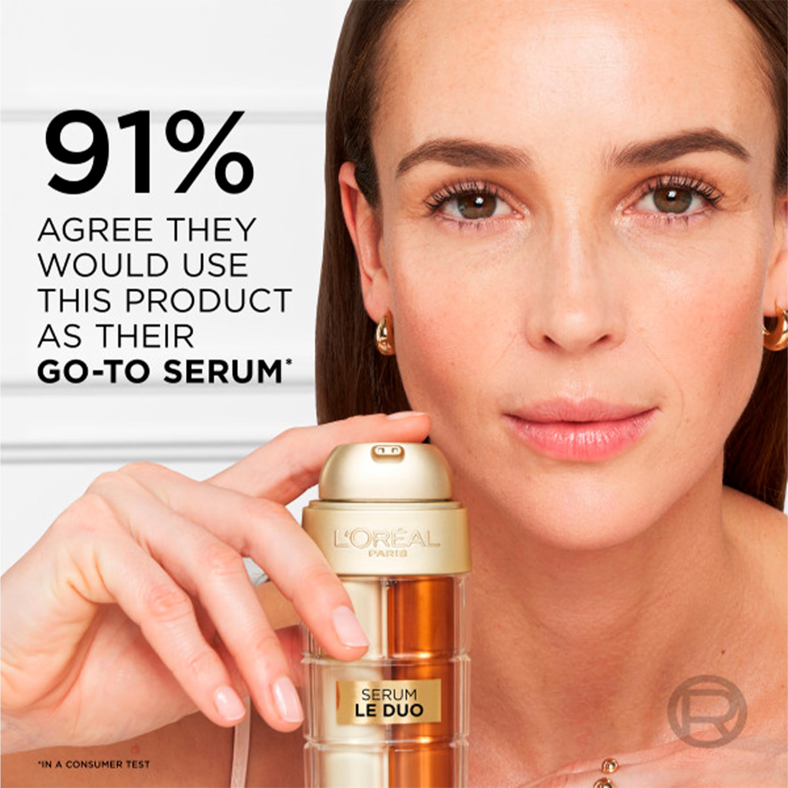 L'Oreal Paris textura del sérum doble destacando suavidad