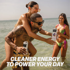 Lucky Energy lata en mano para mostrar tamaño y porción