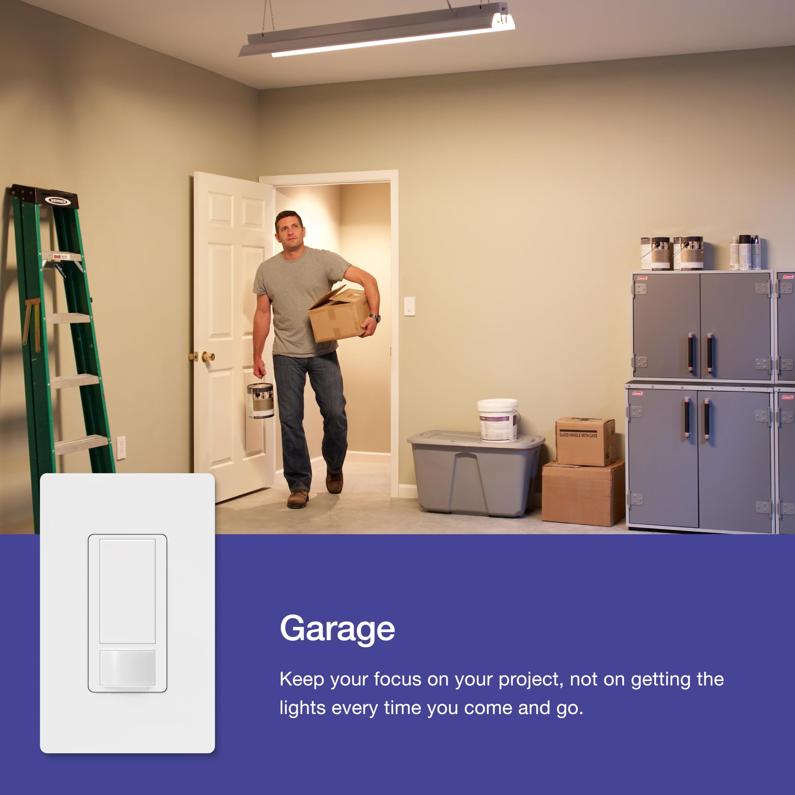 Lutron Maestro comparación de tamaño junto a una mano para entender escala