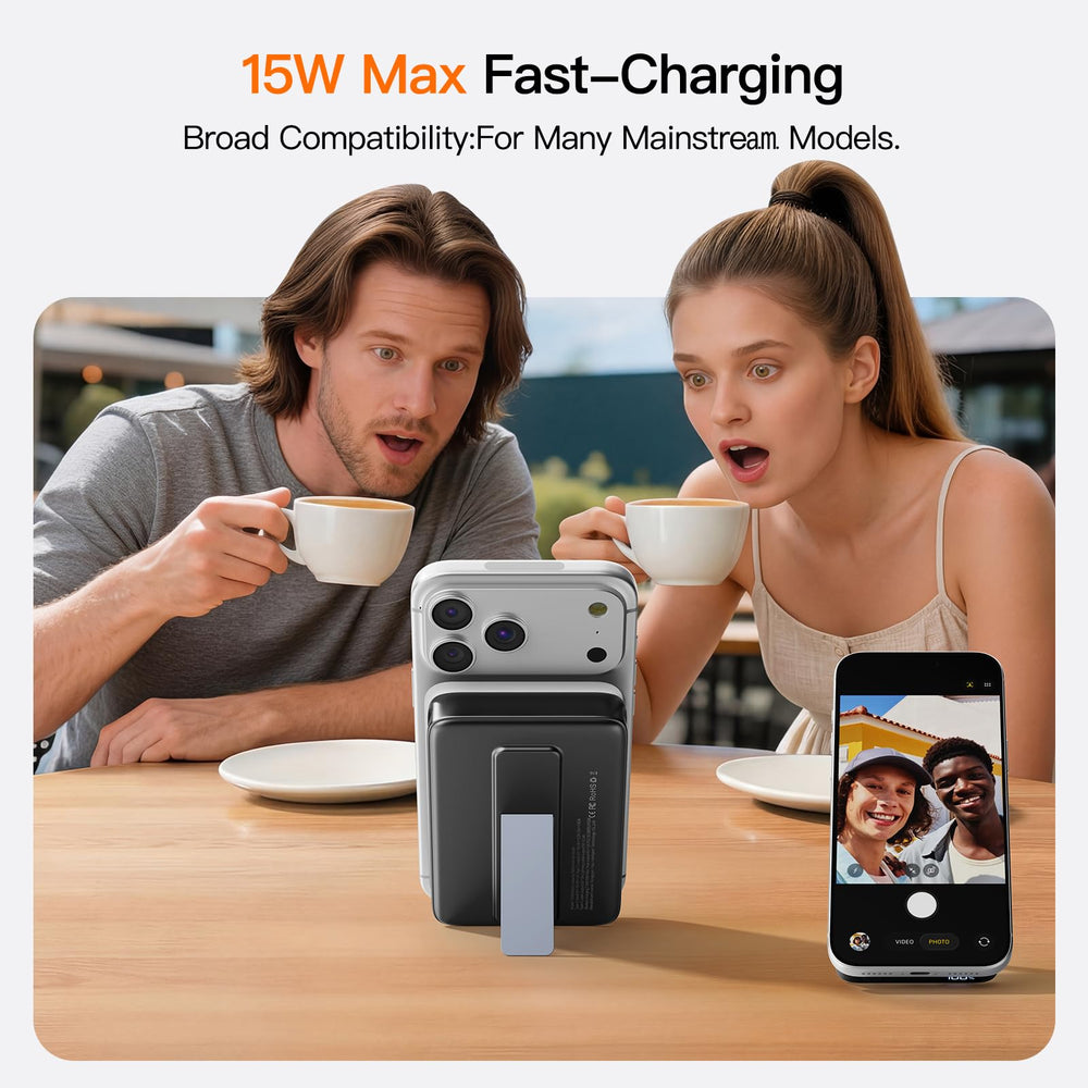 LYAOAO close-up of built-in USB-C and Lightning cables, eliminates extra wires