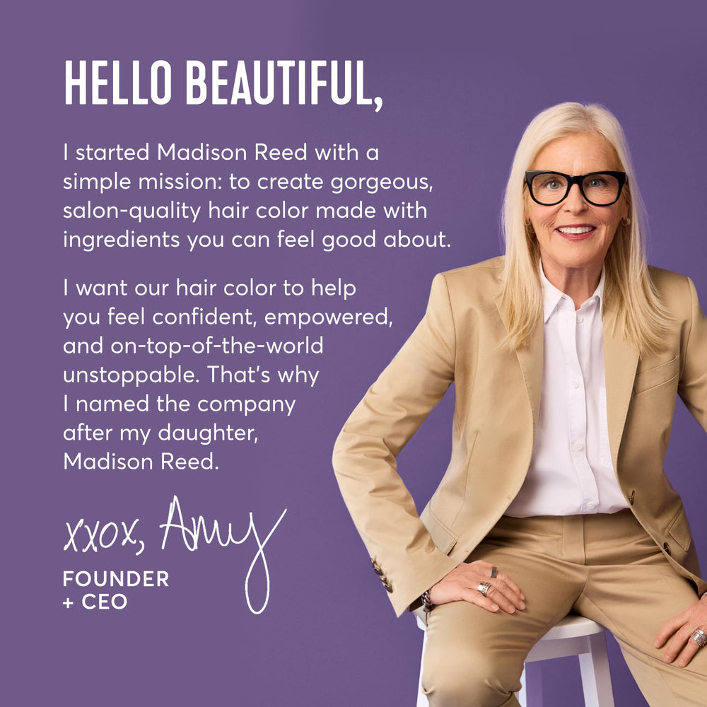 Madison Reed kit junto a mano para comparar tamaño, práctico y portátil
