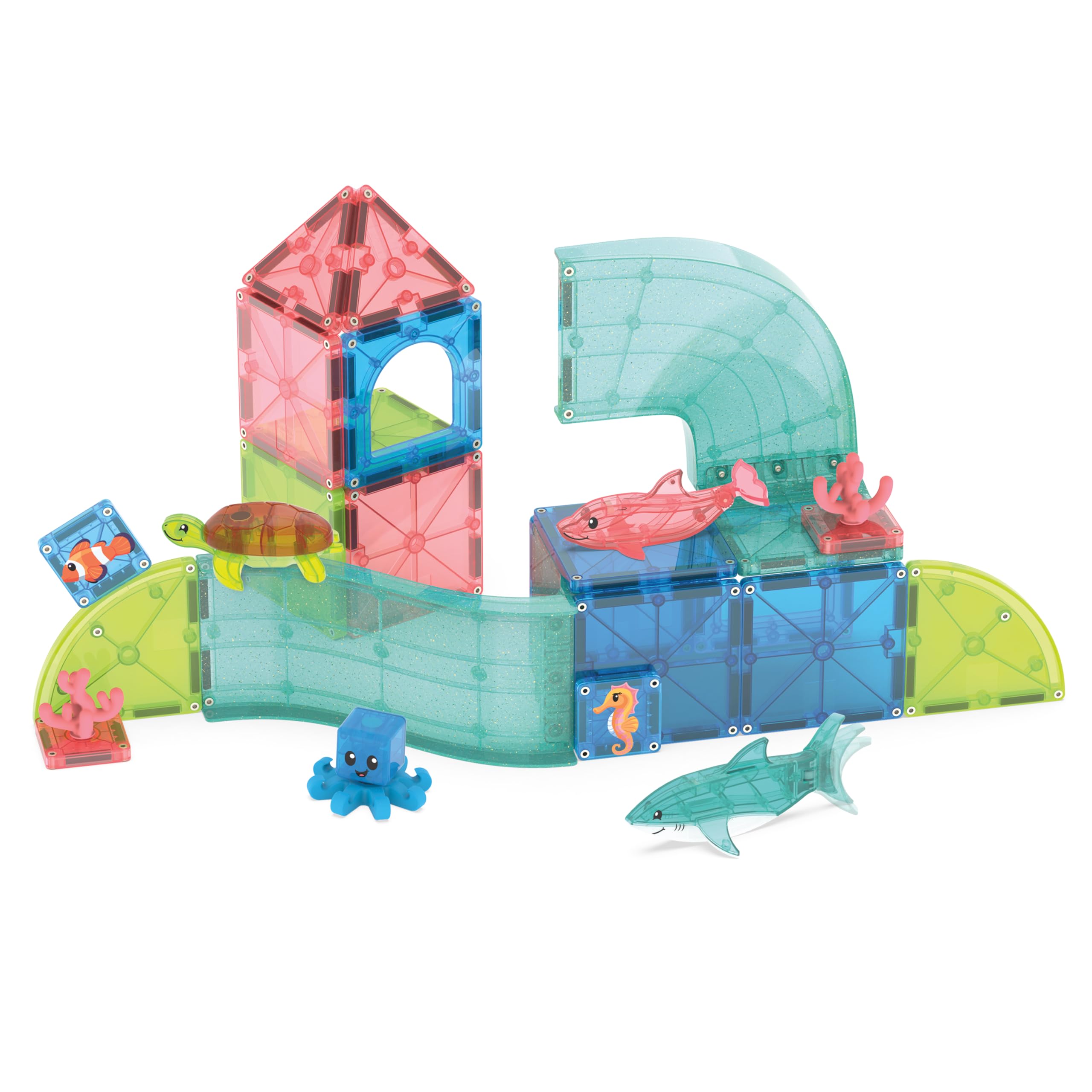 MAGNA-TILES mano de niño conectando piezas magnéticas, mejora motricidad fina