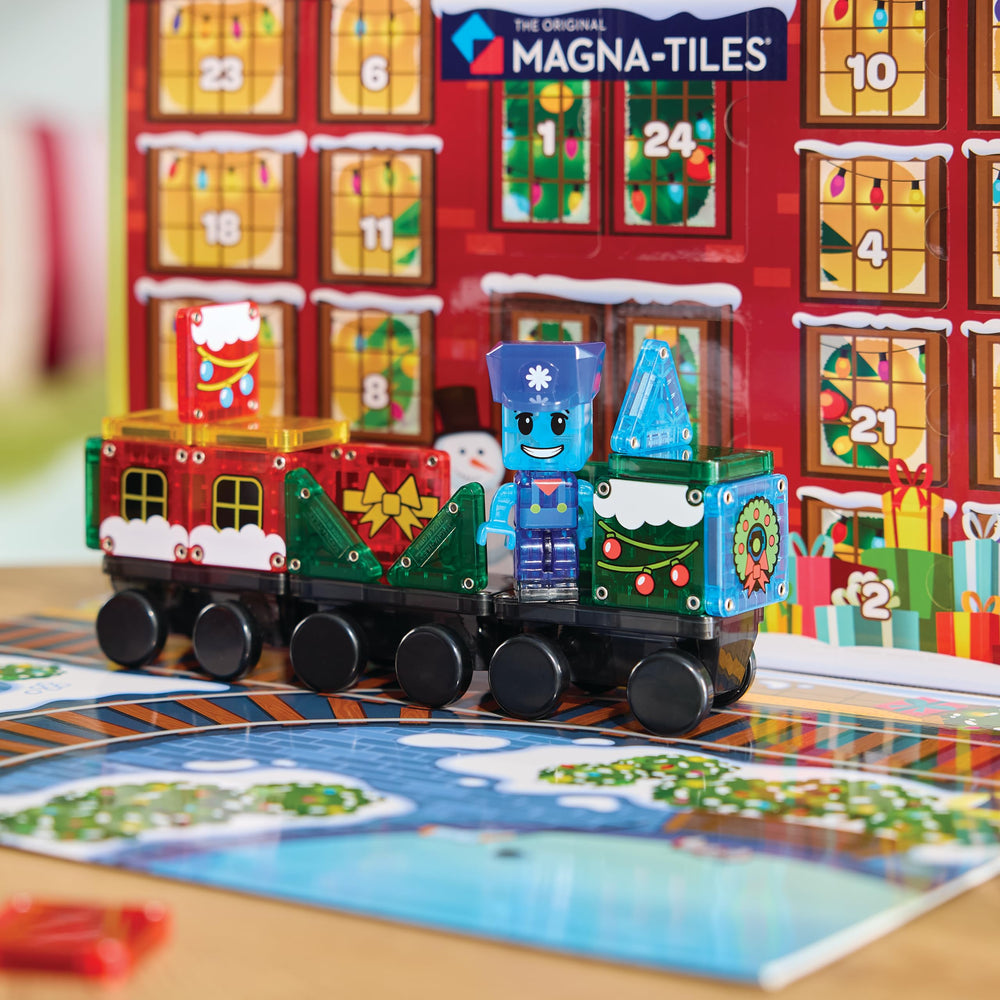 MAGNA-TILES escena de tren en juego que inspira construcción colaborativa y movimiento en historias