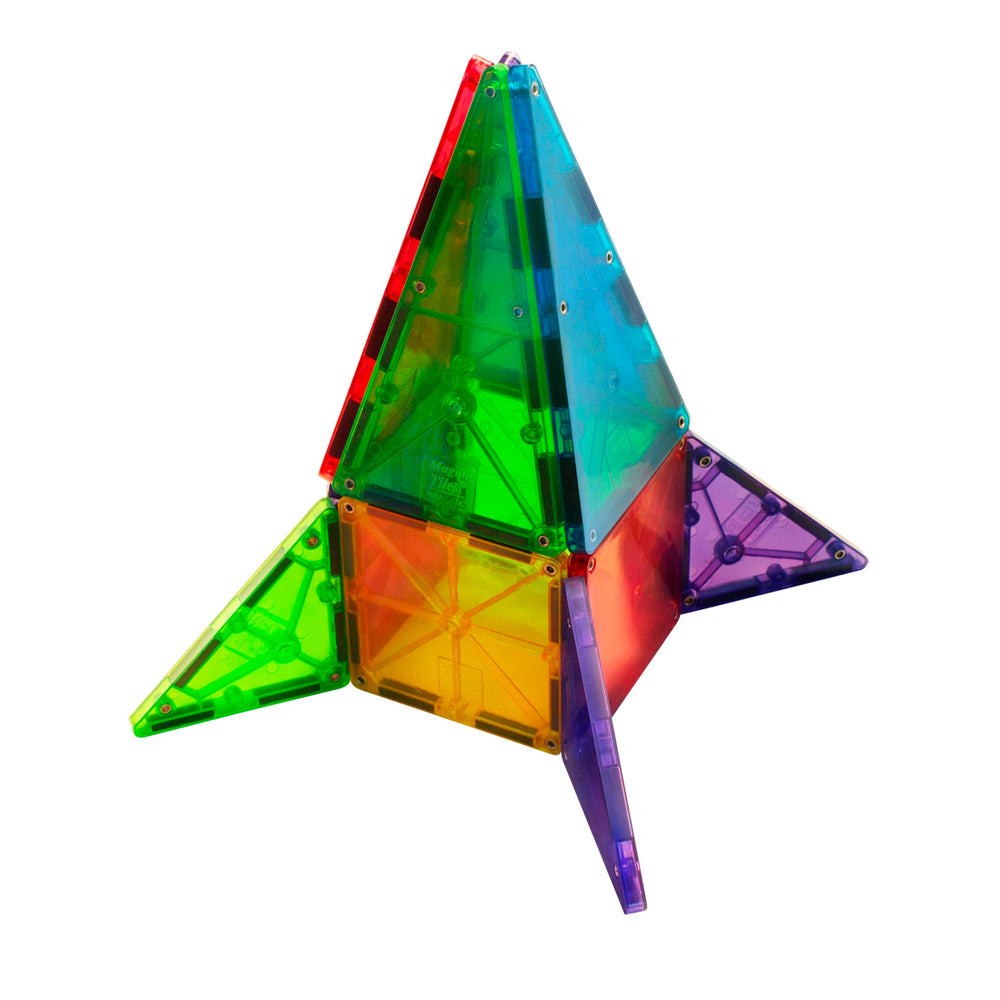 MAGNA-TILES set Classic junto a otras piezas mostrando compatibilidad y expansión