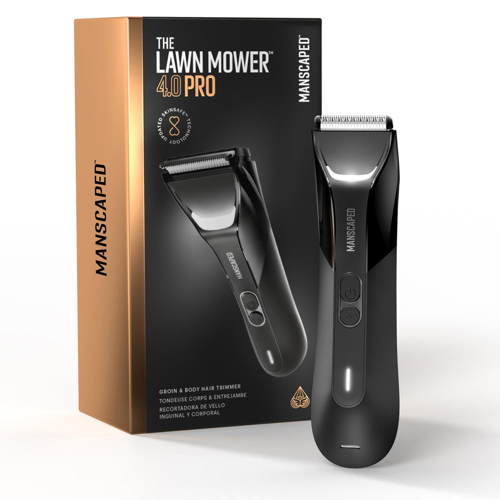 MANSCAPED recortadora bajo el grifo mostrando facilidad de limpieza