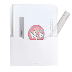 Marbrasse instalado en nevera sosteniendo facturas y notas accesibles