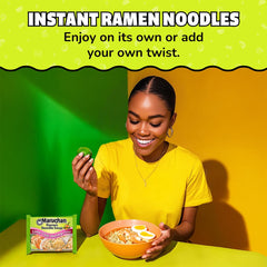 Maruchan ramen servido en taza listo para comer, ideal para comidas rápidas