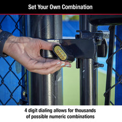 Master Lock candado en uso cerrando un casillero del gimnasio, protección sin llaves