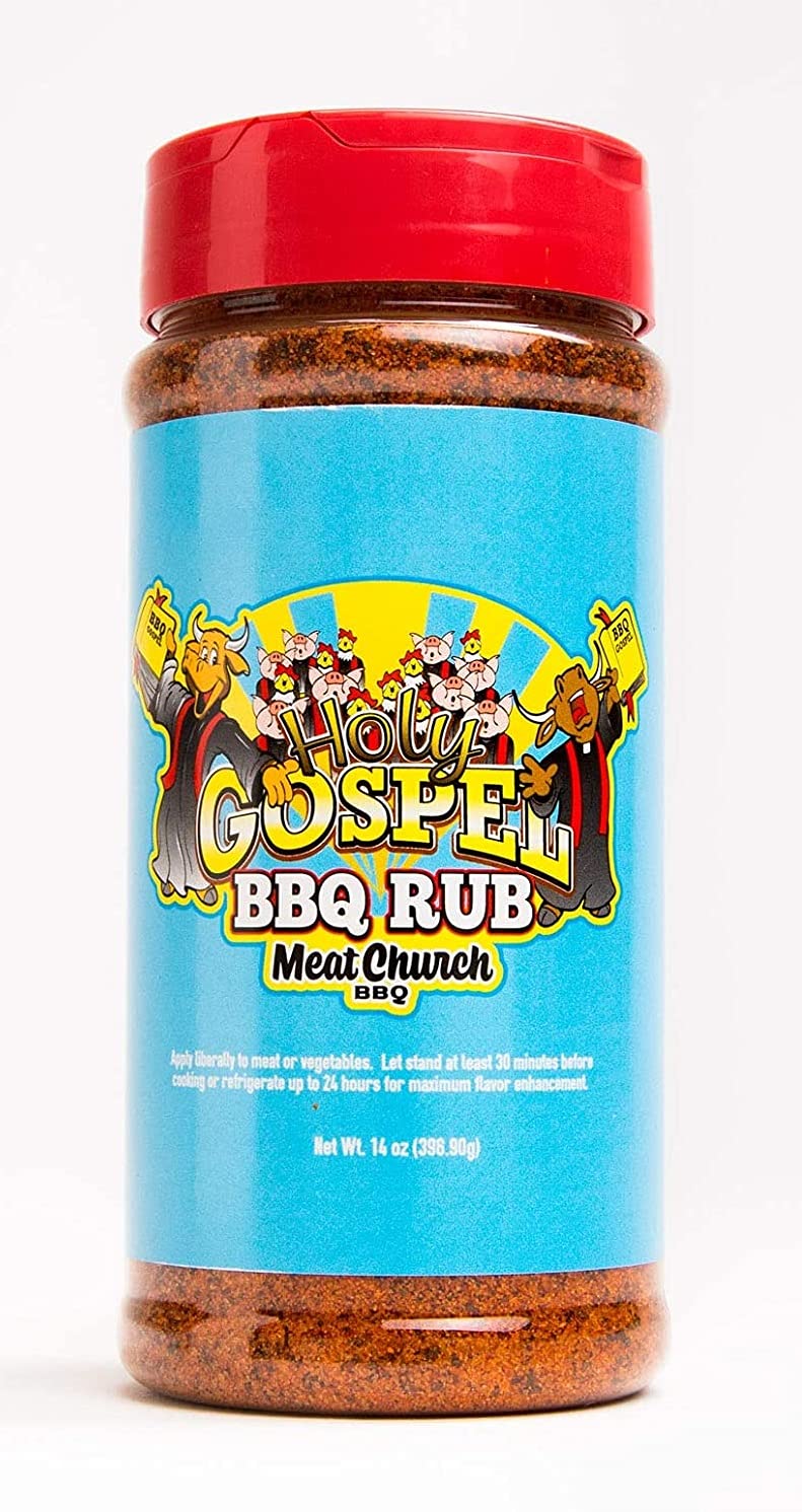 Meat Church combo de ambos frascos sobre parrilla con costillas asadas, muestra uso real