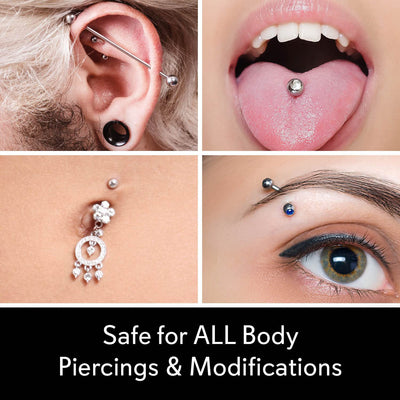 MediCleanse uso sobre piercing junto al lavabo para higiene rápida