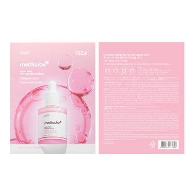 medicube modelo aplicando la mascarilla antes del maquillaje para un acabado liso