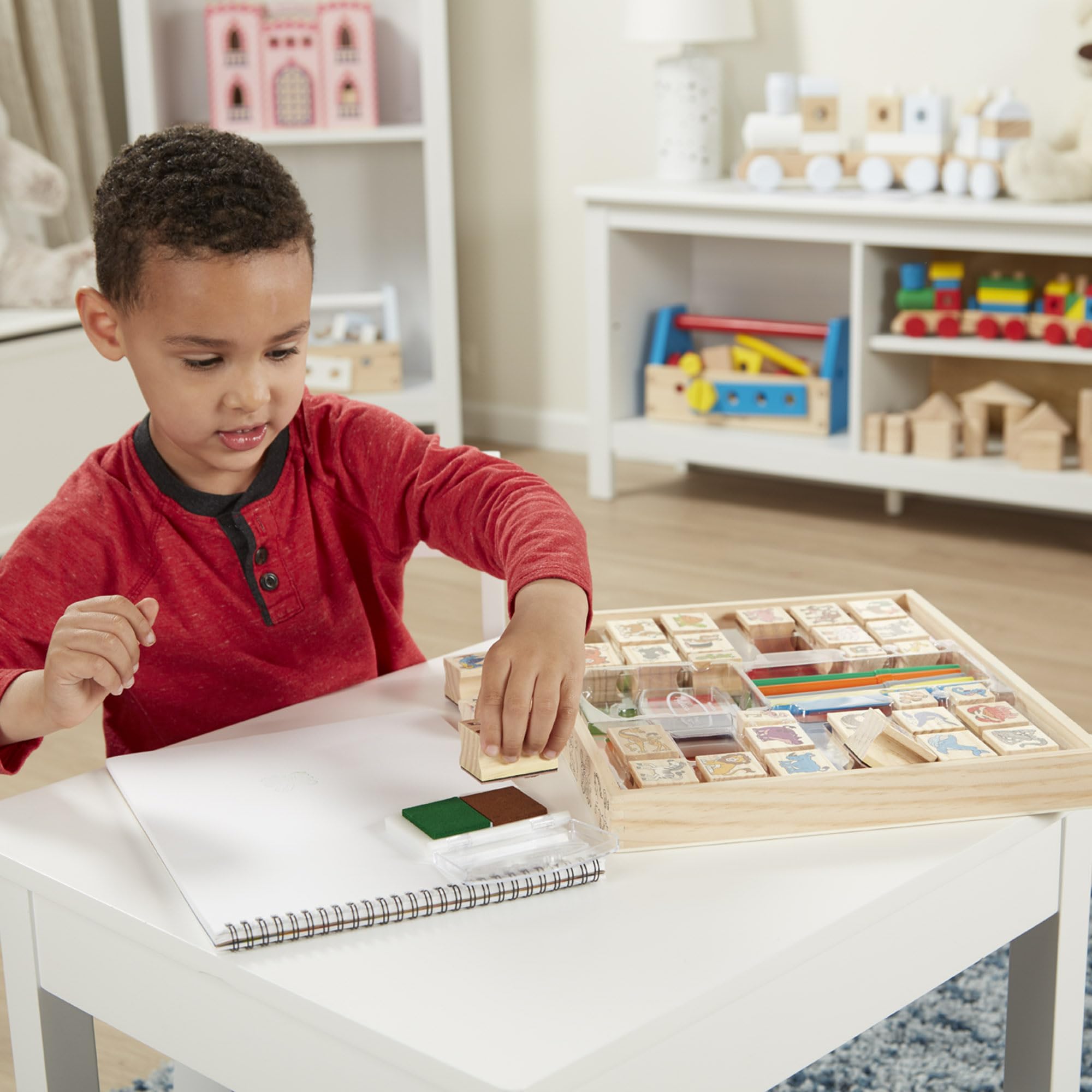 Melissa & Doug póster infantil con escena de animales creada con sellos y rotuladores