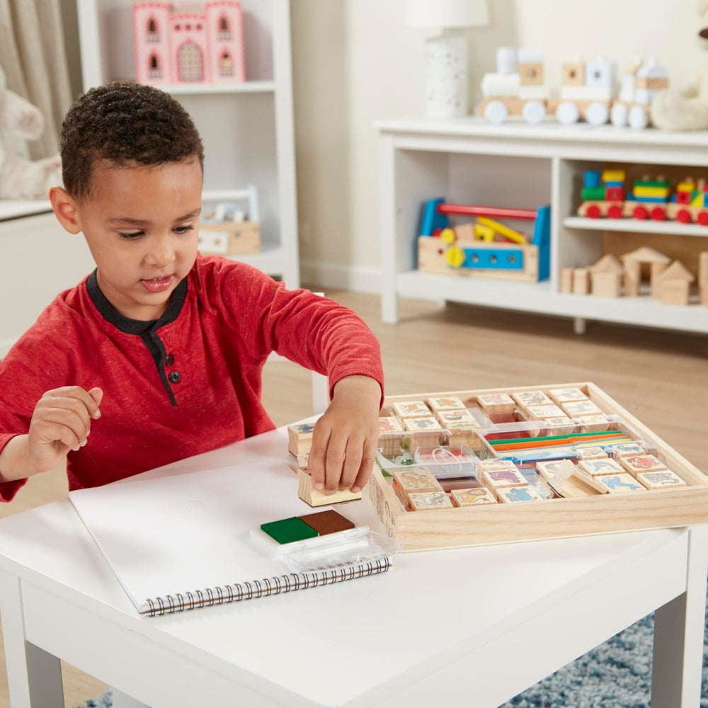 Melissa & Doug póster infantil con escena de animales creada con sellos y rotuladores