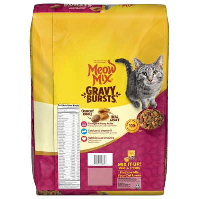 Meow Mix en cocina mostrando uso diario y almacenamiento práctico