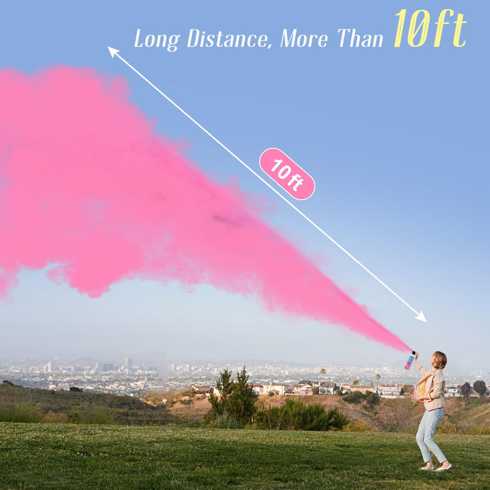 Merear extintor en uso al aire libre creando nube rosa para fotos dramáticas