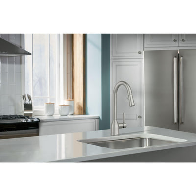 Moen Adler close-up of spray head showing Power Clean nozzle for stronger rinsing