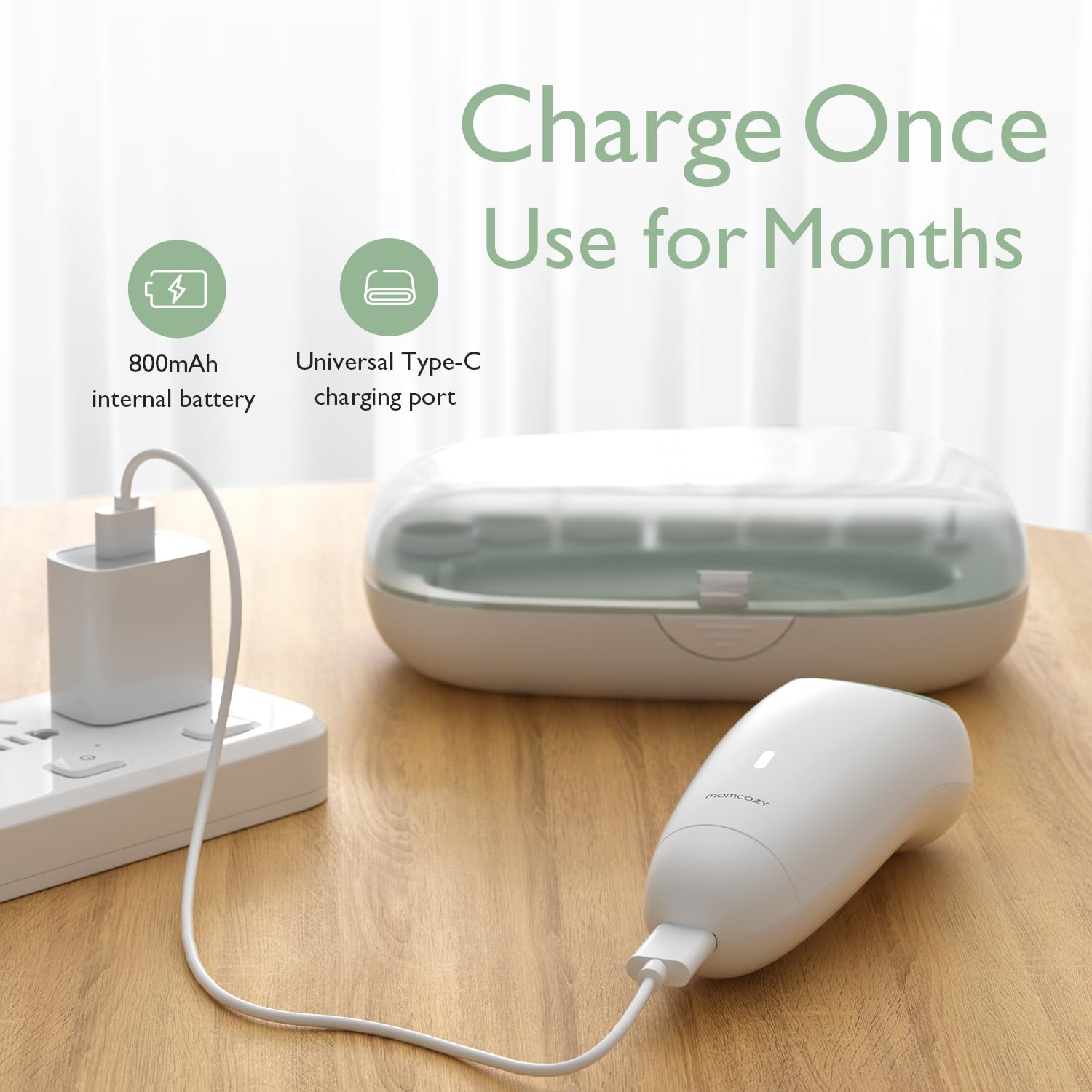 Momcozy comparación de tamaño en mano para apreciar portabilidad y control