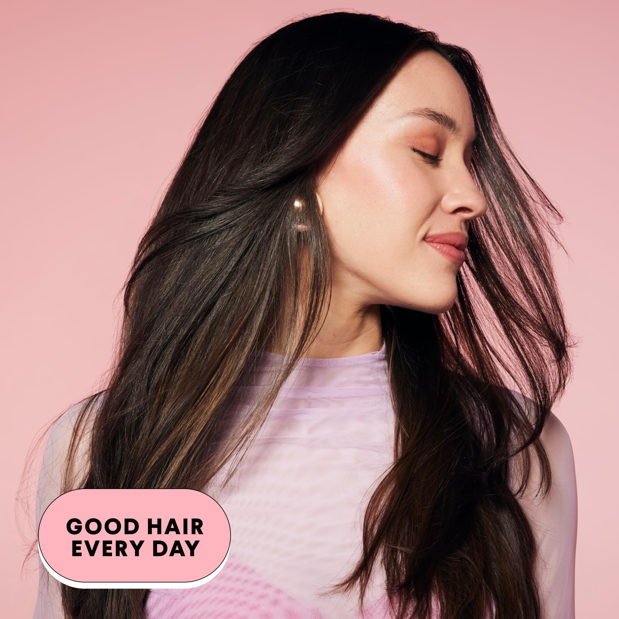 MONDAY HAIRCARE etiqueta con ingredientes activos y beneficios visibles