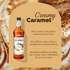Monin jarabe vertido en café latte para realzar sabor y aroma