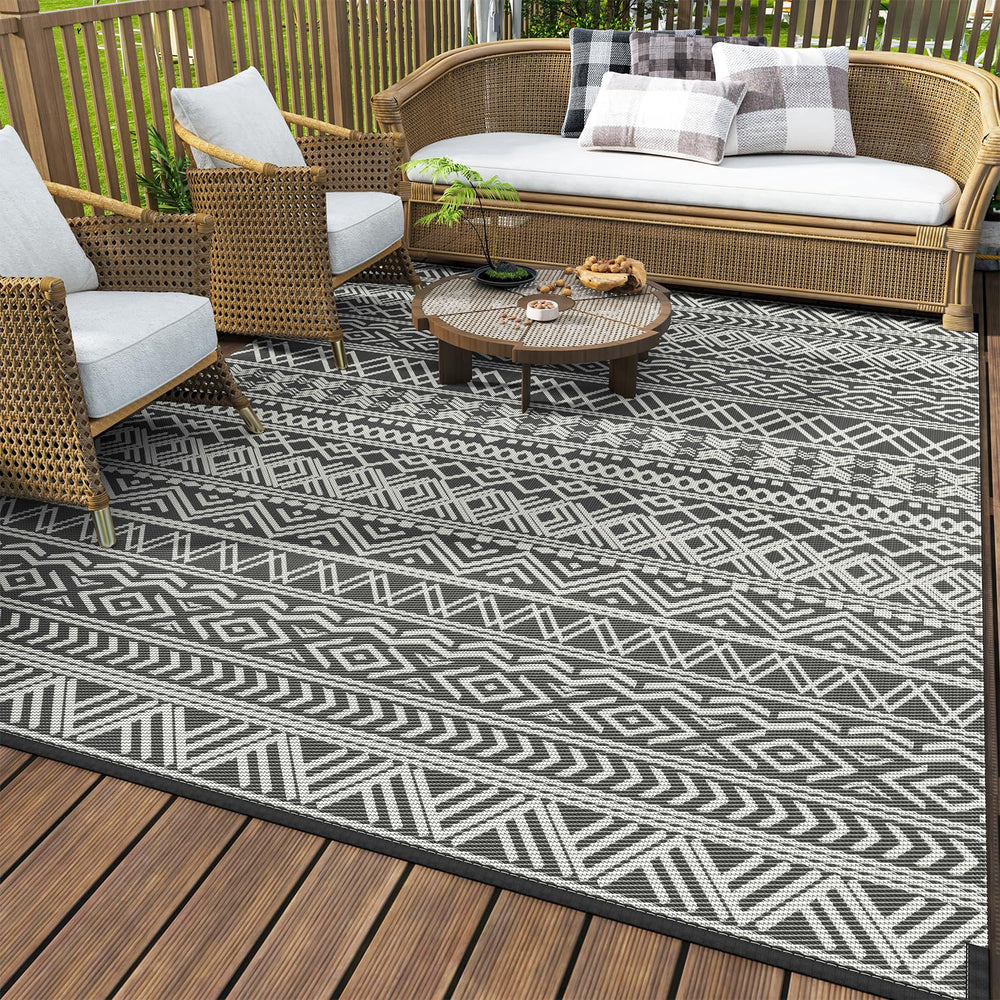 MontVoo front view of 5x8 outdoor rug showing boho grey design and benefits