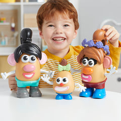 Mr. Potato Head compartimento trasero abierto mostrando almacenamiento práctico