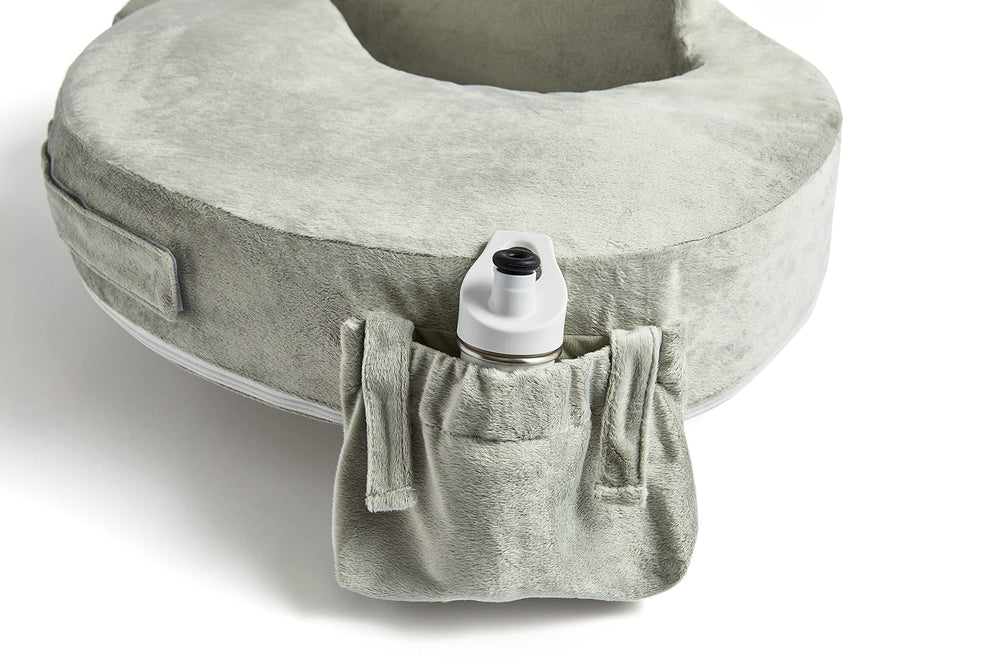 My Brest Friend used for bottle-feeding to support caregiver arms