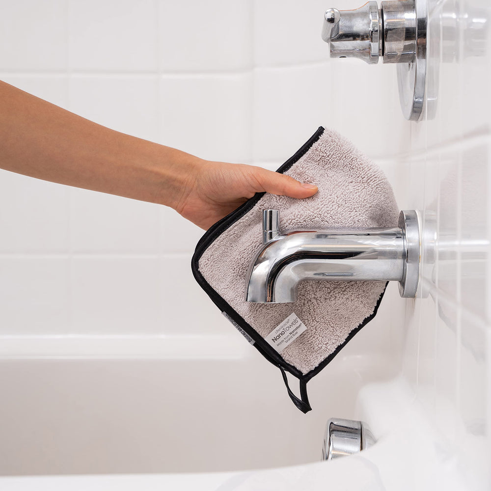 Nano Towels detalle de textura Nanolon que muestra poder de absorción