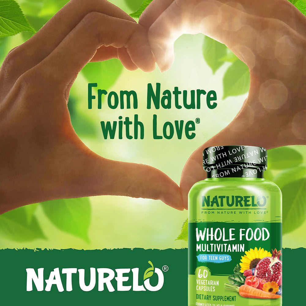 NATURELO cápsulas en mano mostrando facilidad de uso diario