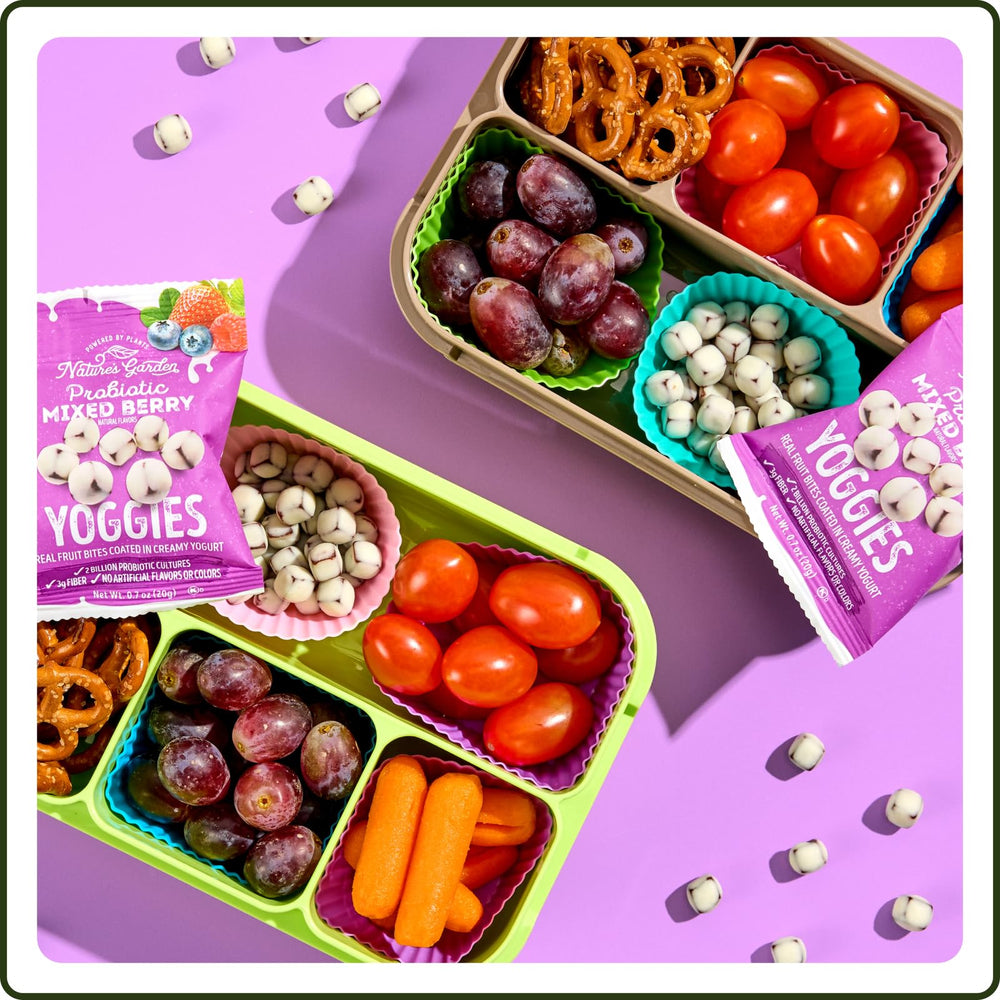 Nature's Garden Yoggies dentro de una lonchera escolar, opción cómoda y lista para niños