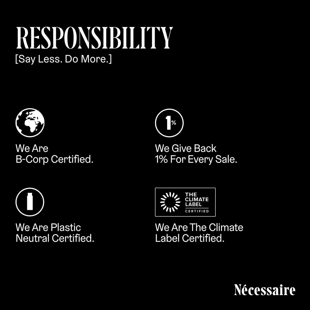 Nécessaire producto en entorno cotidiano sugiriendo cuidado labial diario