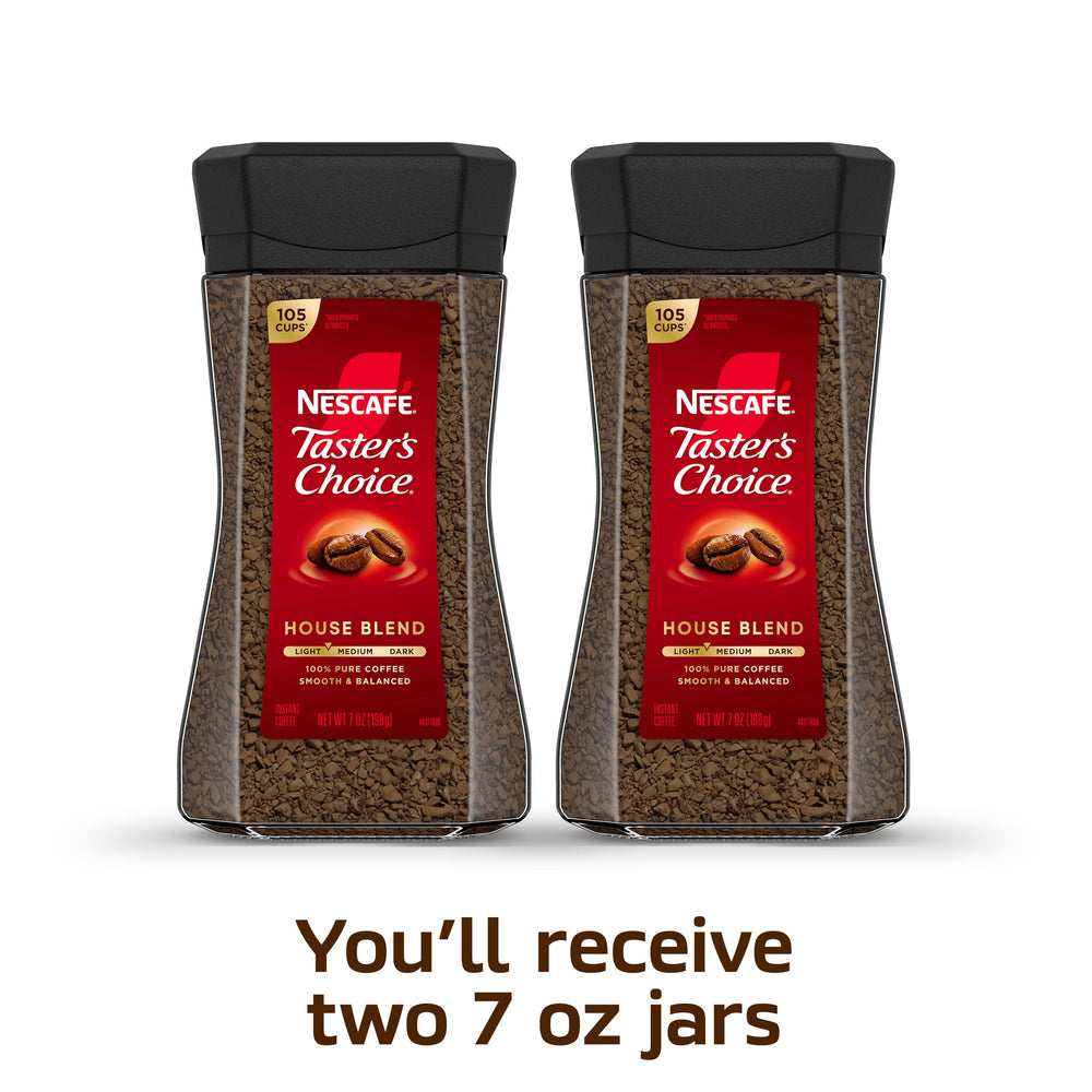 NESCAFÉ detalle del polvo instantáneo resaltando textura y disolución fácil