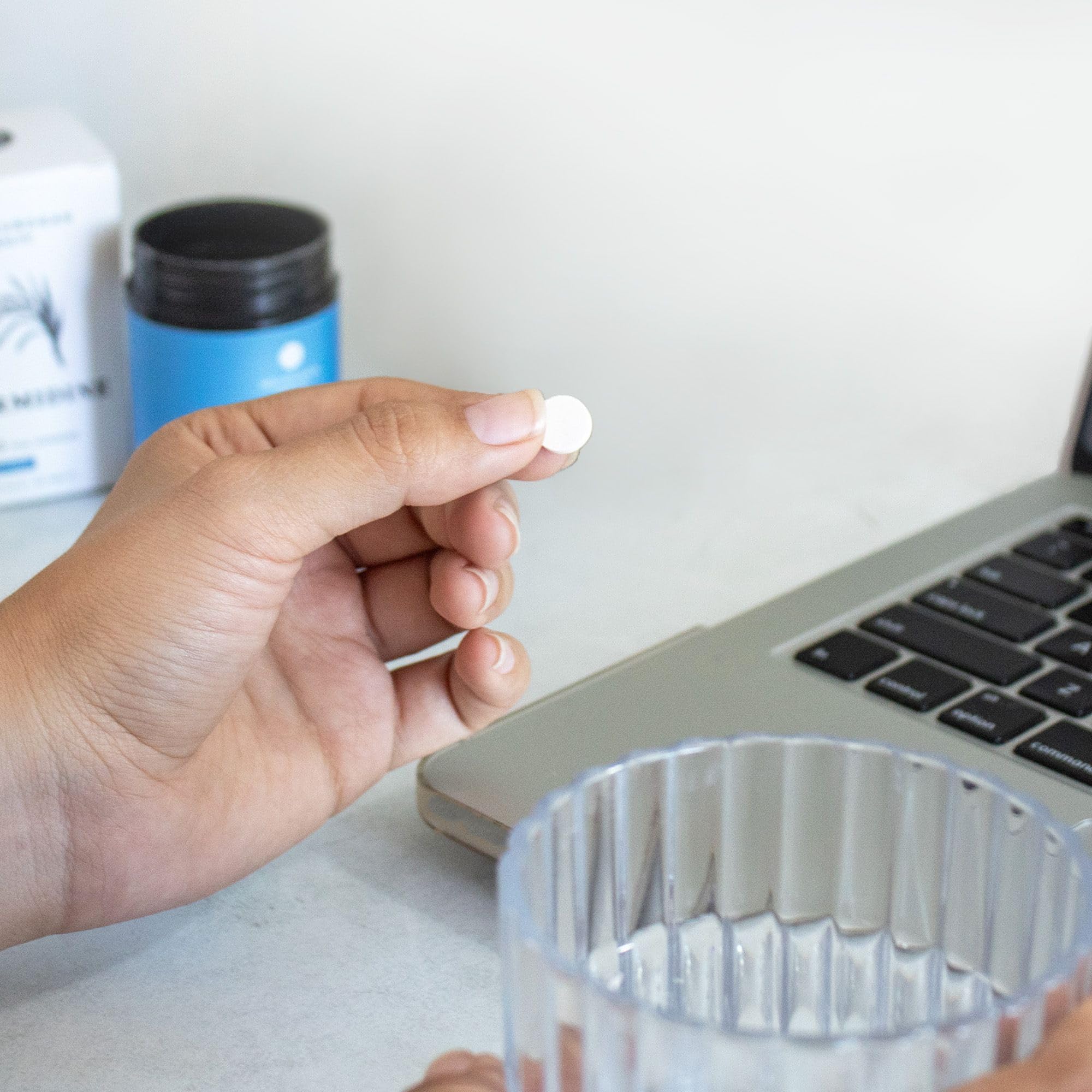 Neurogan producto en un entorno cotidiano destacando energía y bienestar