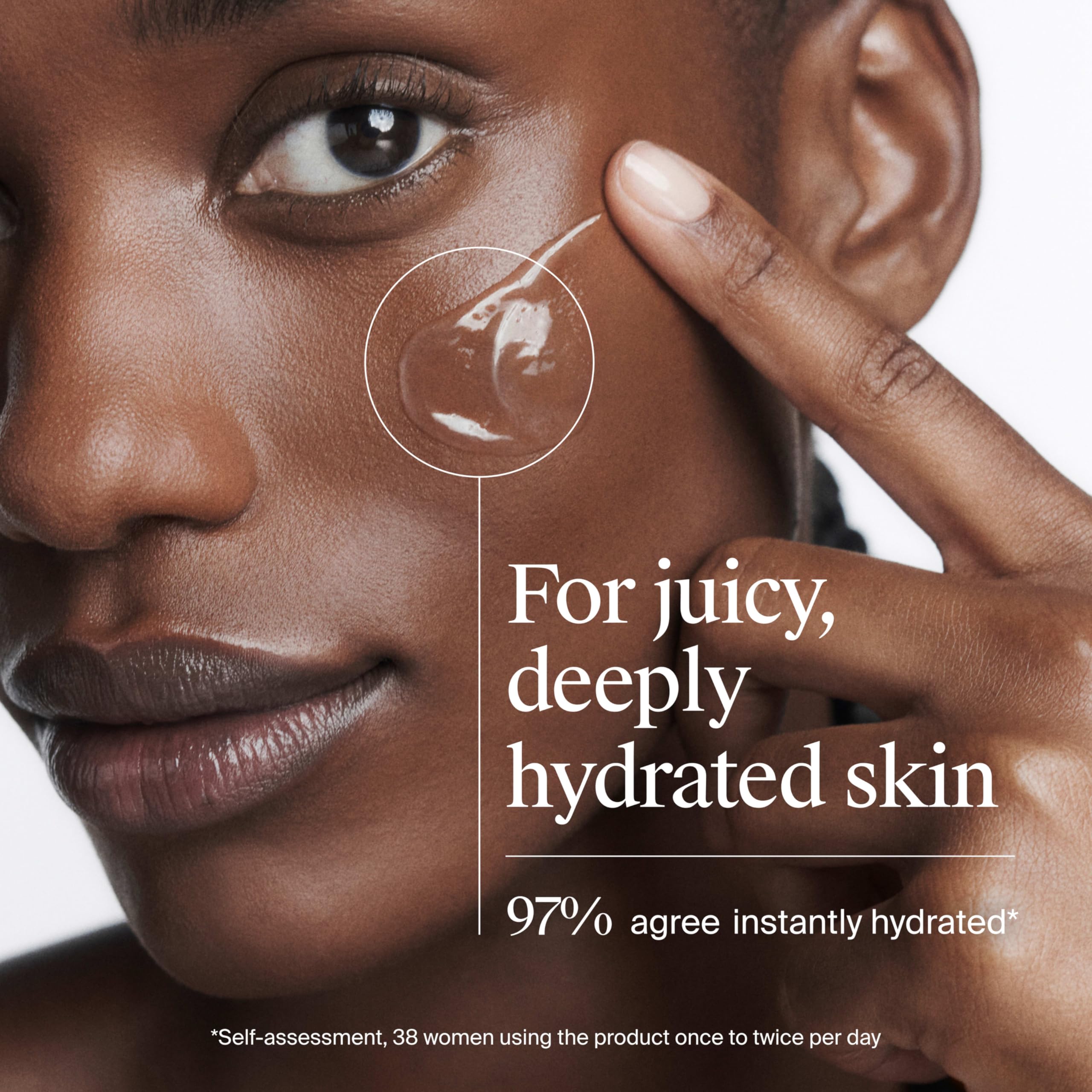 Neutrogena primer plano de la textura gel acuosa que aporta hidratación ligera y fresca