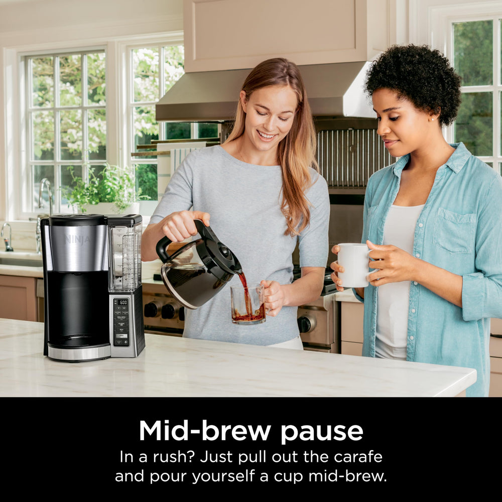 Ninja CE251 warming plate with carafe keeping coffee hot and fresh for hours