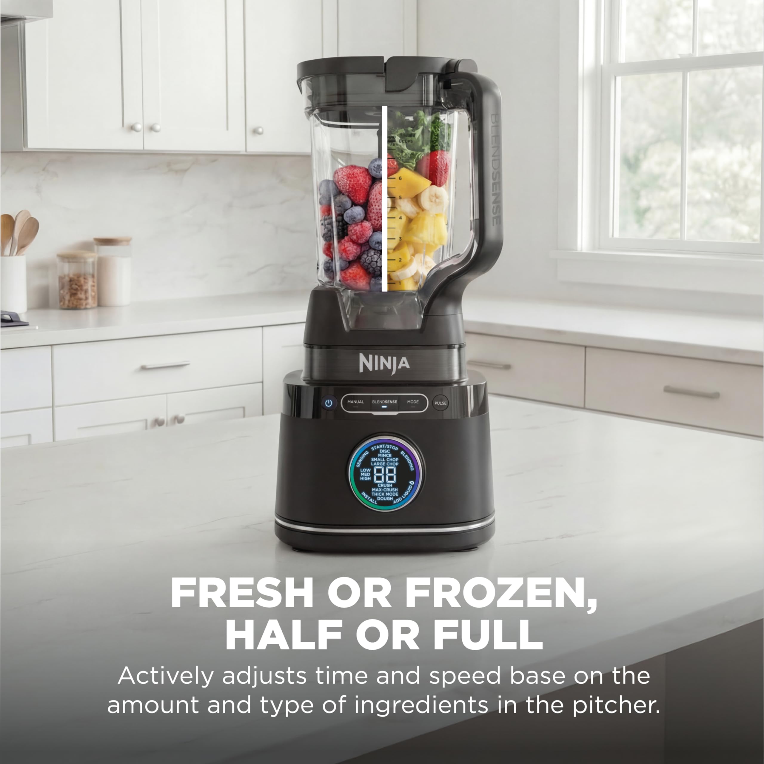 Ninja smoothie cercano mostrando textura homogénea y cremosidad