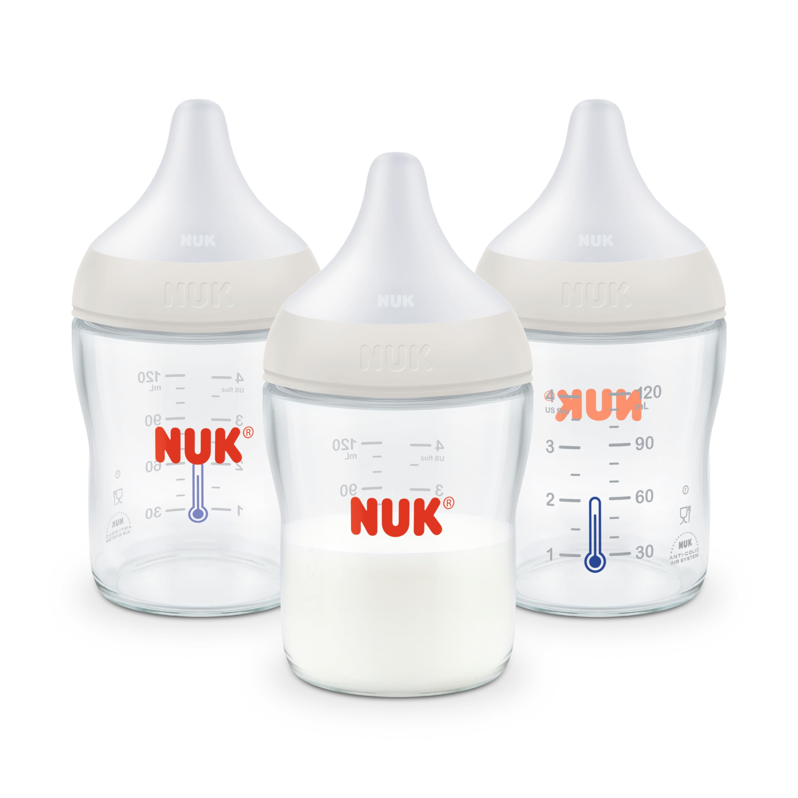 NUK tetina de silicona suave en primer plano que facilita el agarre natural