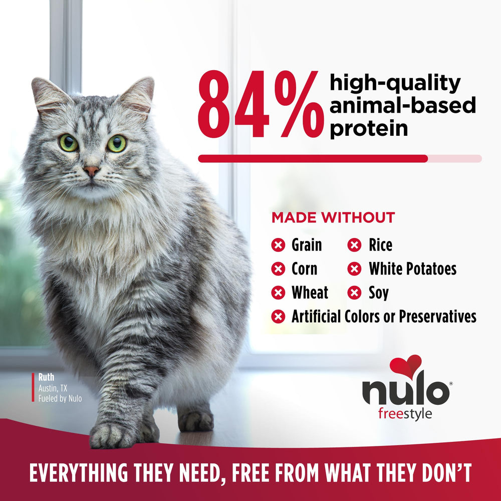 Nulo close-up of kibble texture promoting chew satisfaction