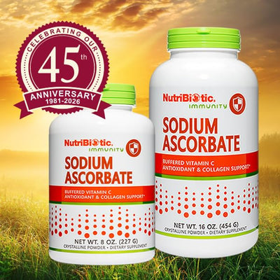 NutriBiotic frasco en mano para comparar tamaño y duración