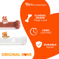 Comparación de tamaño Nylabone con una mano para referencia de escala