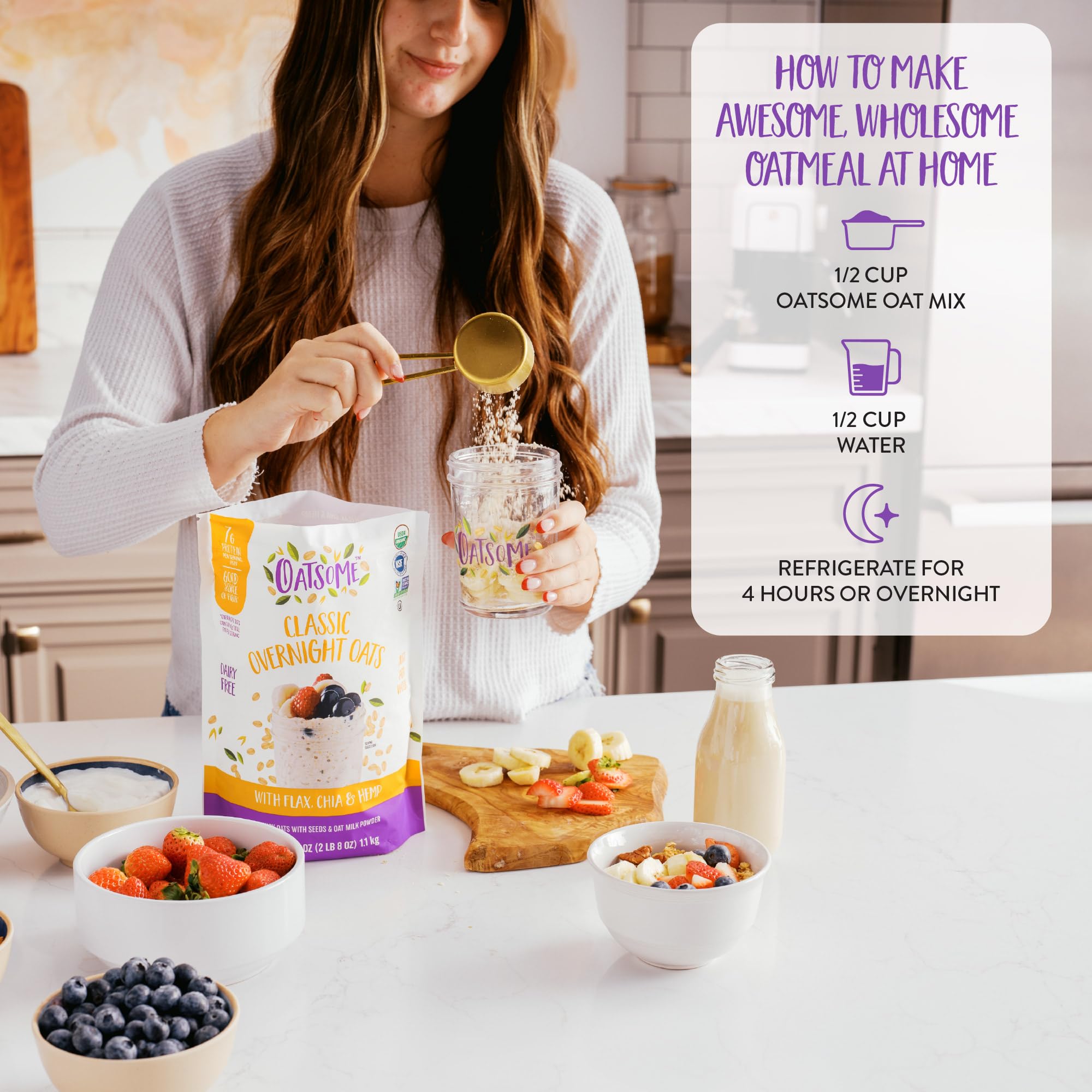 Oatsome tazón servido frío con frutas, desayuno rápido y saciante