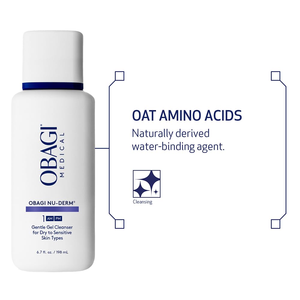 Obagi Medical mujer usando limpiador para demostrar limpieza diaria confortable