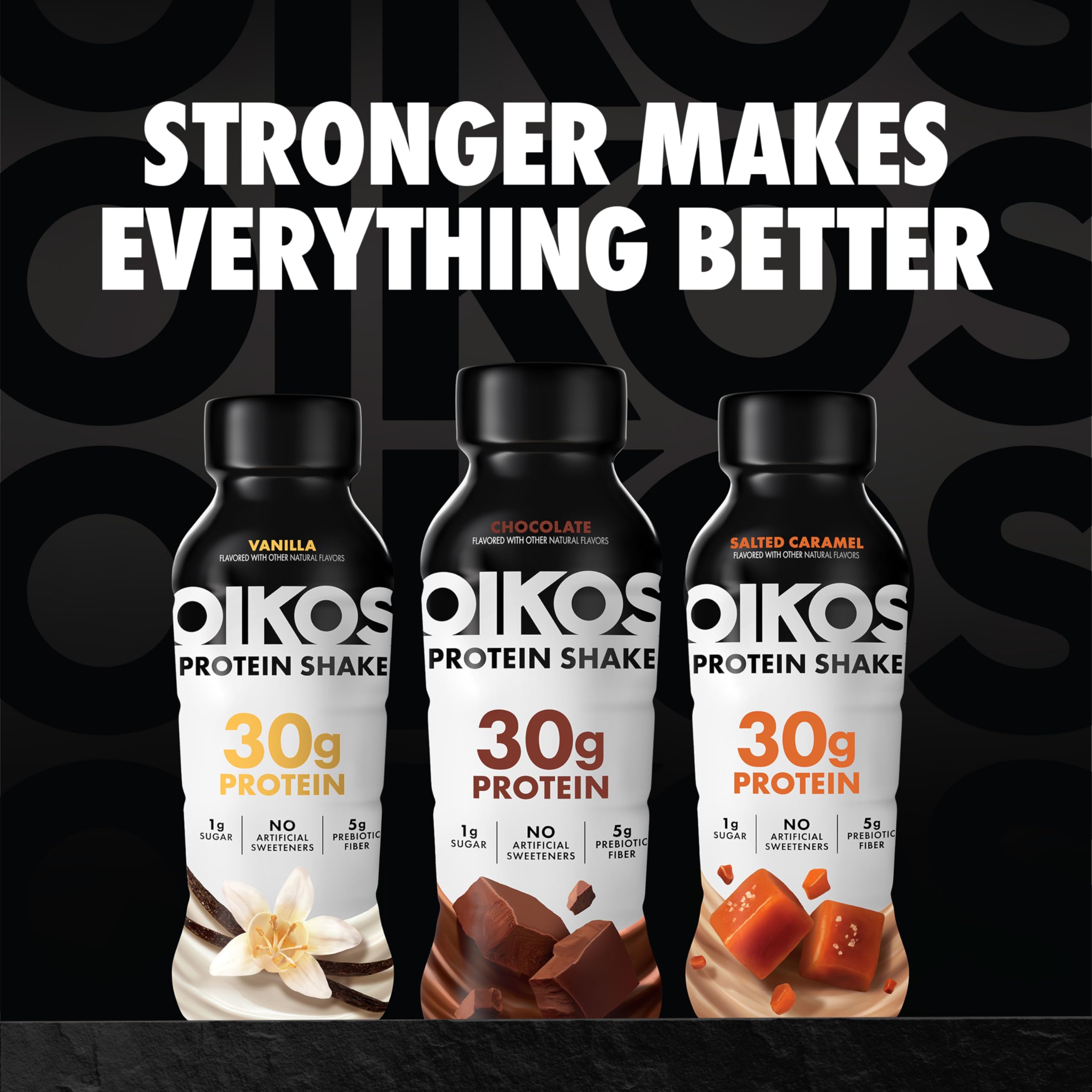 Oikos servicio vertido en vaso mostrando color y consistencia cremosa