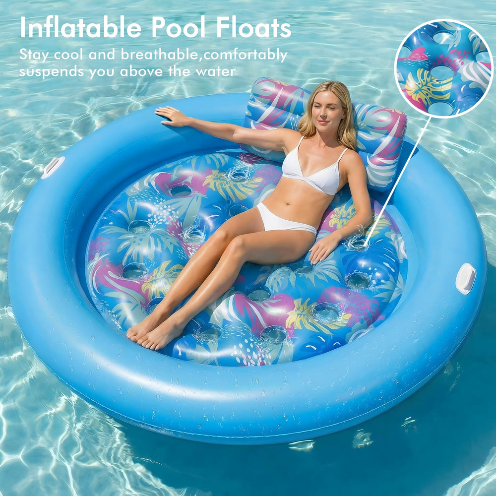 Colchoneta OKSUWATER en piscina con tres adultos disfrutando estabilidad