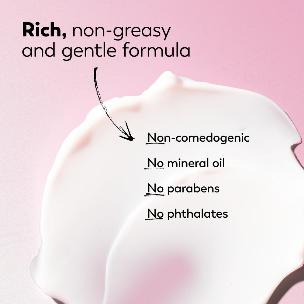 Olay ritual nocturno en mesita de noche, transmite uso constante