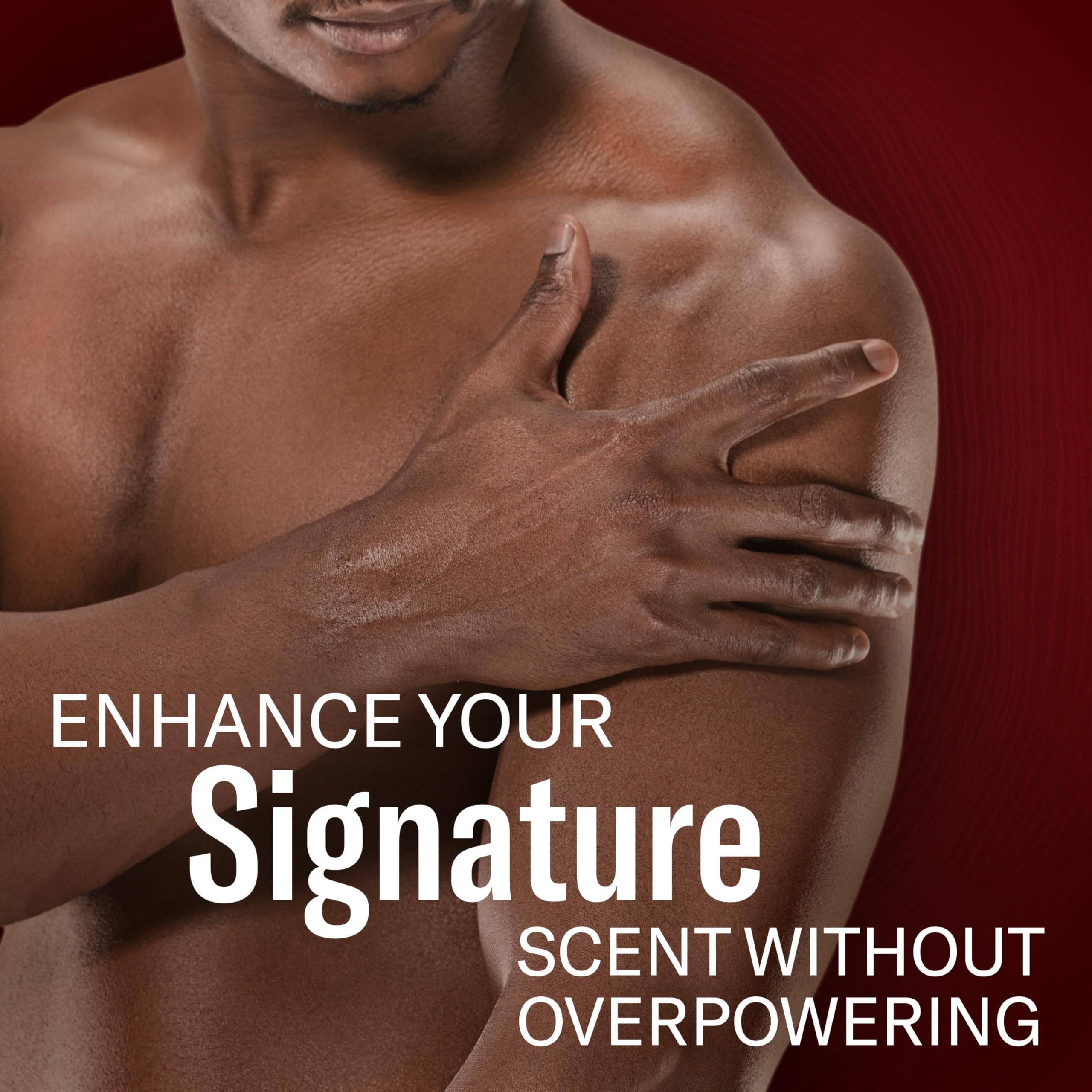Old Spice comparación de tamaño en mano que muestra la gran capacidad útil