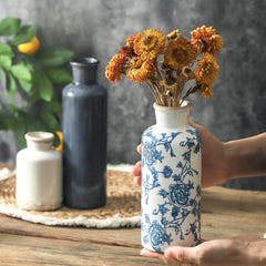 ooit jarrón en mesa comedor con flores, añade elegancia inmediata